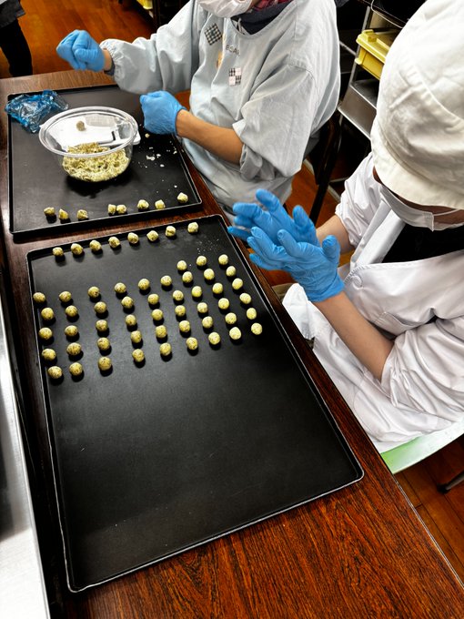 �N�b�L�[�Â���